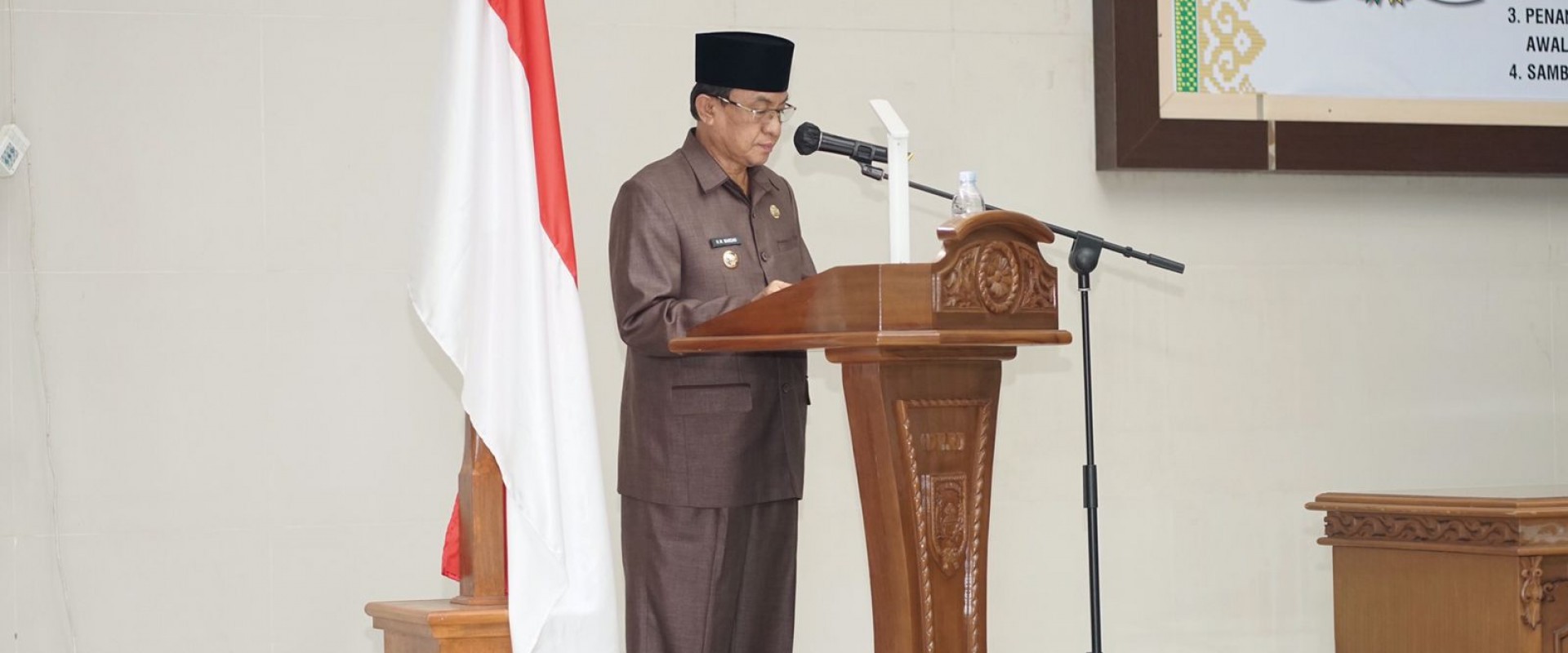 Bupati HM.Wardan menghadiri Rapat Paripurna DPRD Inhil ke - 13 Masa Persidangan III Tahun Sidang 2021 