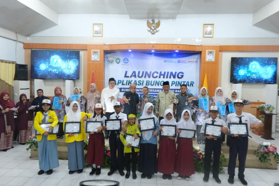 Wamen Dikdasmen Resmikan Bungo Pintar, Wagub Sani: Langkah Nyata Wujudkan Pendidikan Digital Berkualitas di Jambi
