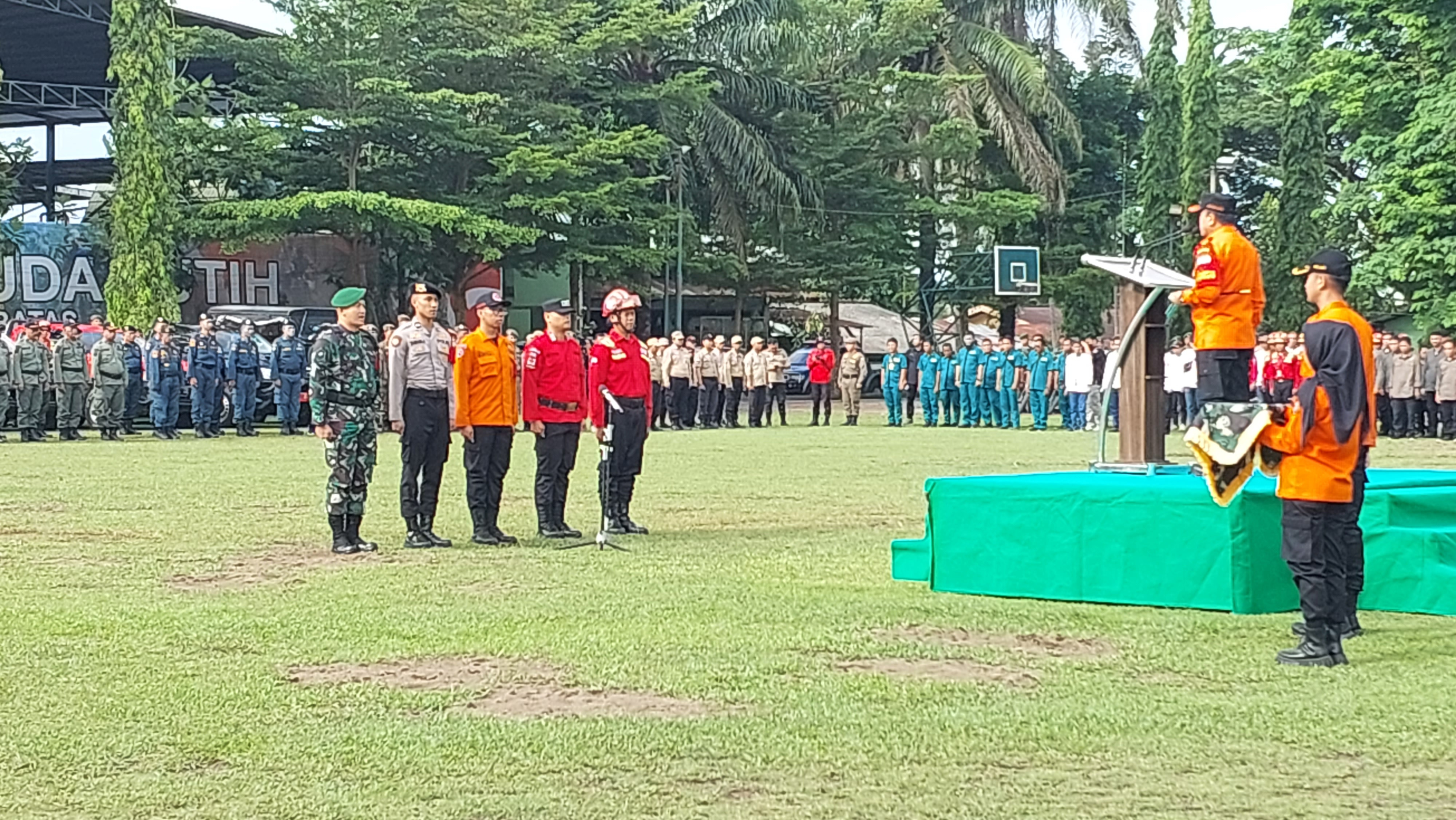 Gubernur Al Haris Pimpin Apel Siaga Darurat Penanganan Bencana Kekeringan dan Kebakaran Hutan dan Lahan