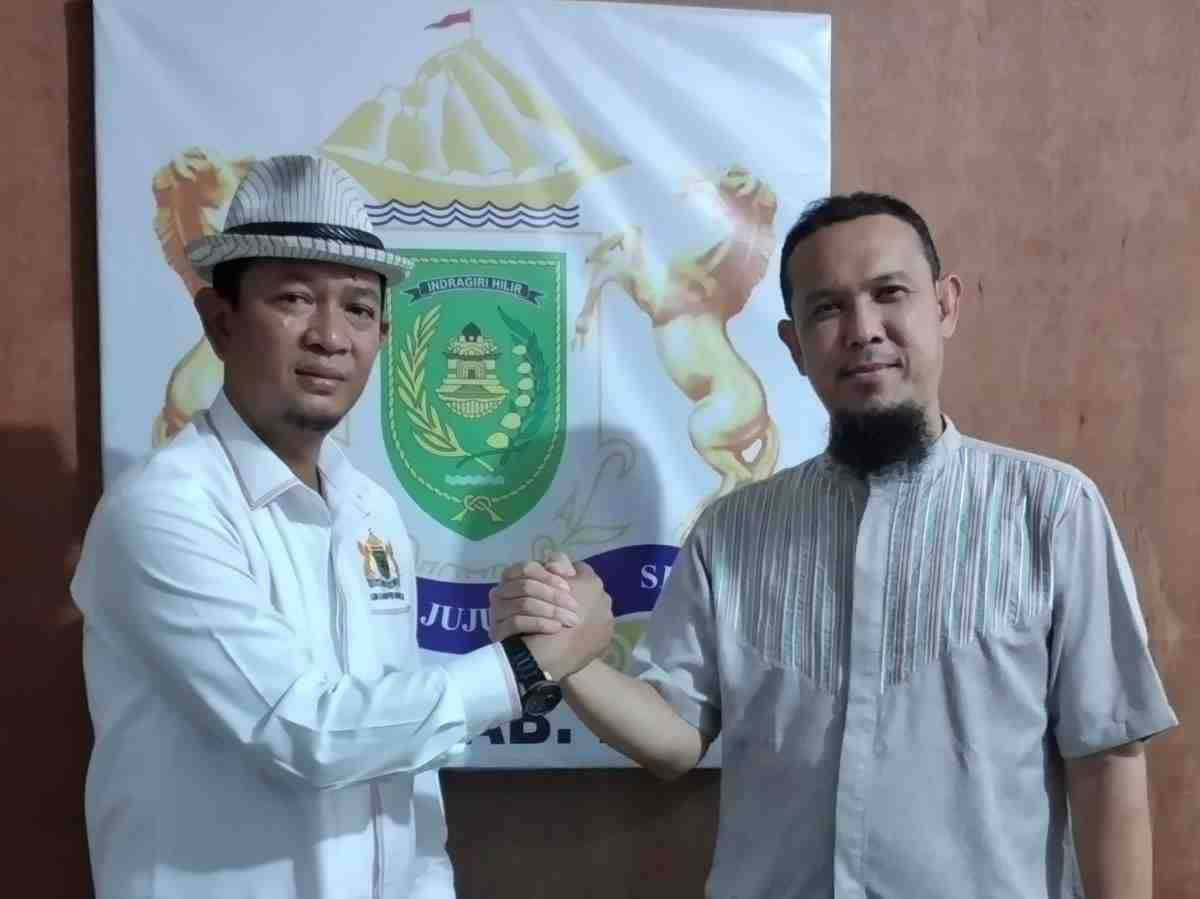 Terima Kunjungan Kepala DPMPTSP Inhil, Ketua Kadin Edy Indra Kesuma Apresiasi Inovasi Kliping
