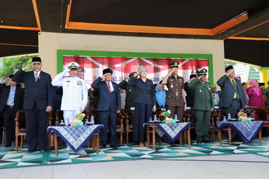 Sekda Inhil Hadiri Upacara Peringatan Hari Pahlawan