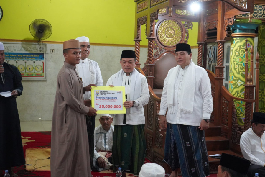 Dalam Upaya Untuk Masyarakat Provinsi Jambi Gubernur Al Haris Beri Yang Terbaik