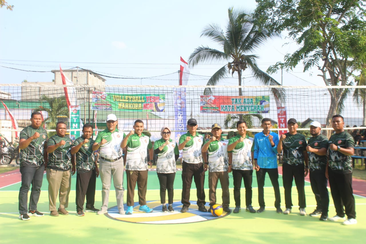 Dandim 0314/Inhil Buka Turnamen Bola Voli Cup Sambut HUT TNI ke-78