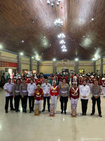 Disiplin dan Tanggung Jawab Sejak Dini, SD 17 Dauh Puri Juara Polisi Cilik Provinsi Bali 2024