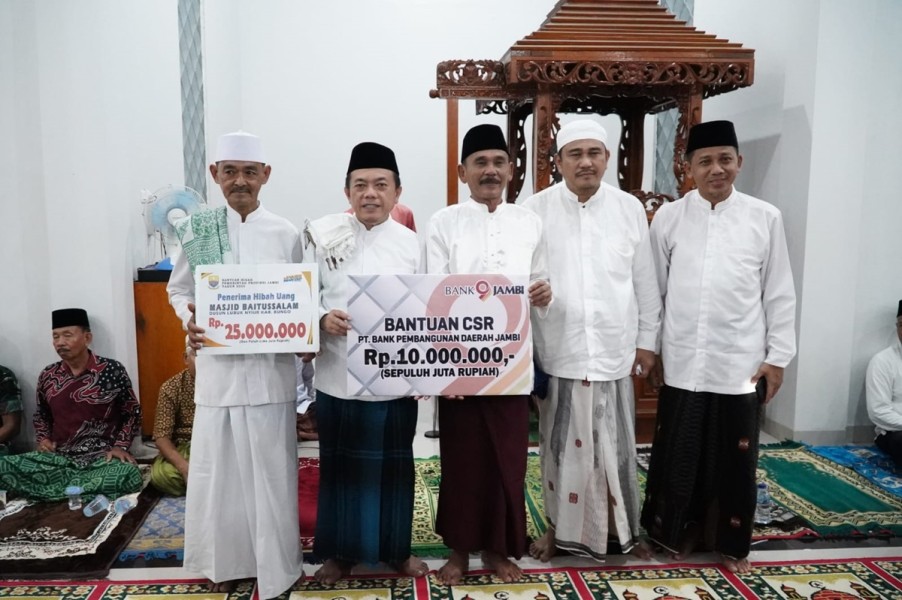 Gubernur Al Haris dan Bupati Mashuri Safari Ramadhan di Lubuk Niur