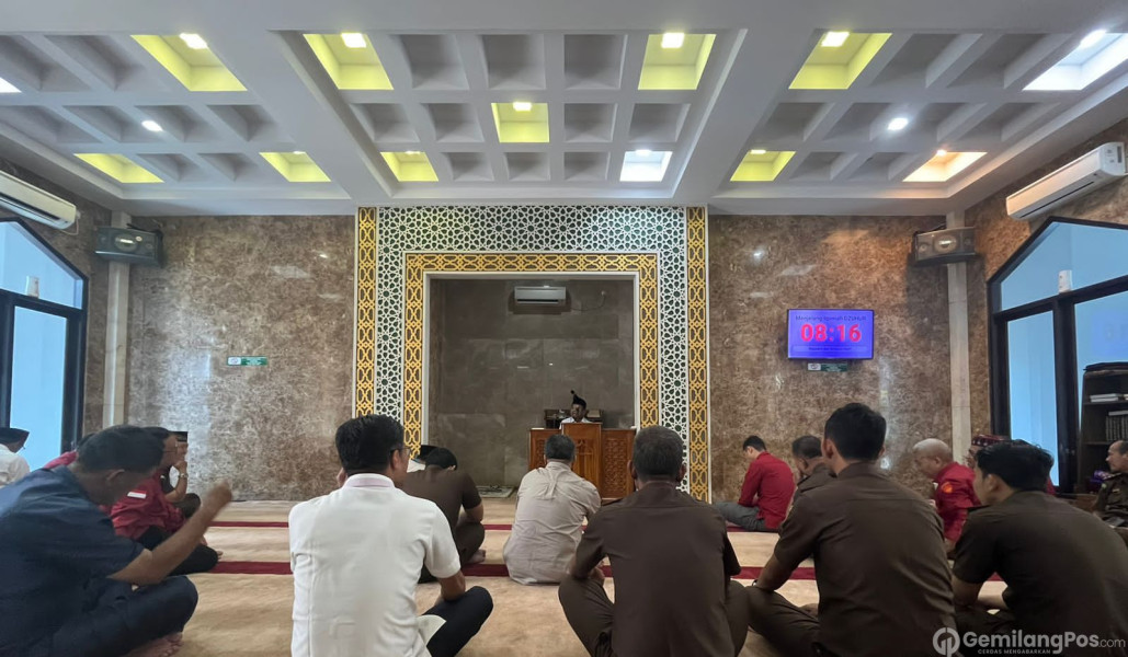 TAUSIAH QOBLA DZUHUR YANG DISAMPAIKAN UST. KH. DR. ZULHENDRI RAIS, LC., MA