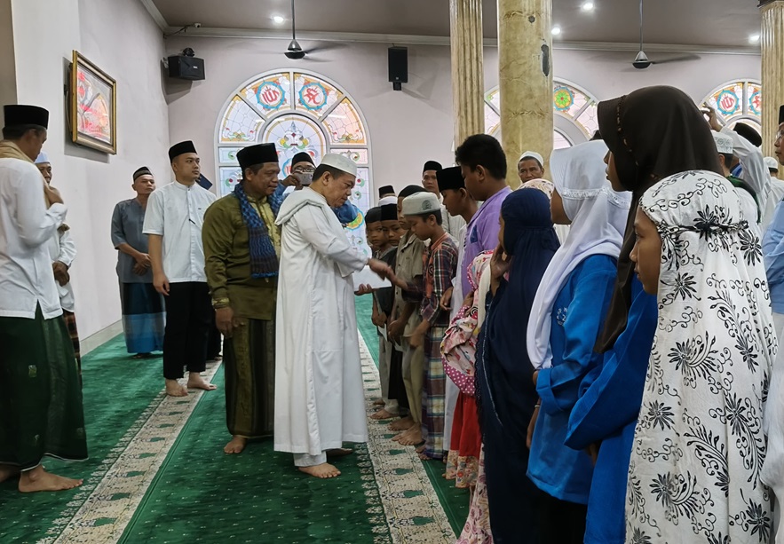 Rutinitas Gubernur Jambi: Kali Ini, Safari Subuh di Masjid Asy Syuhada Simpang Rimbo
