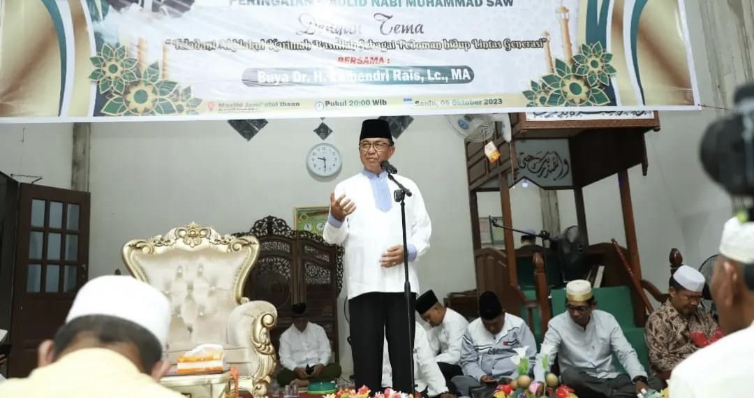 Bupati Wardan Hadiri Peringatan Maulid Nabi di Masjid Jami\'atul Ihsan