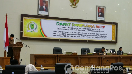 Pj Bupati Inhil Tanggapi Pandangan Fraksi DPRD dalam Rapat Paripurna APBD 2025