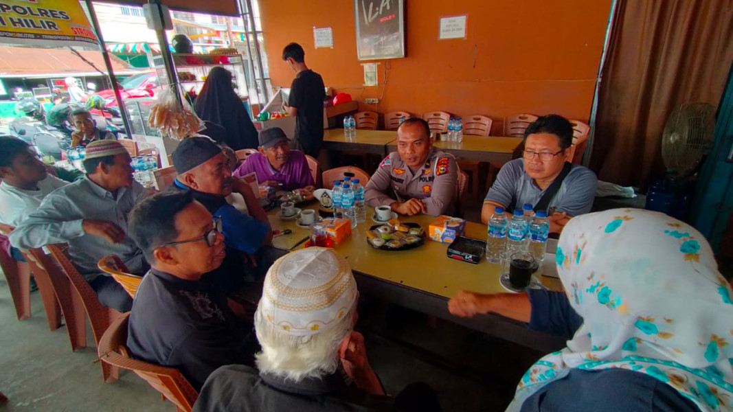 Satlantas Polres Inhil Cooling System Pemilu Damai 2024 dan Sosialisasi Bulan Tertib Berkeselamatan