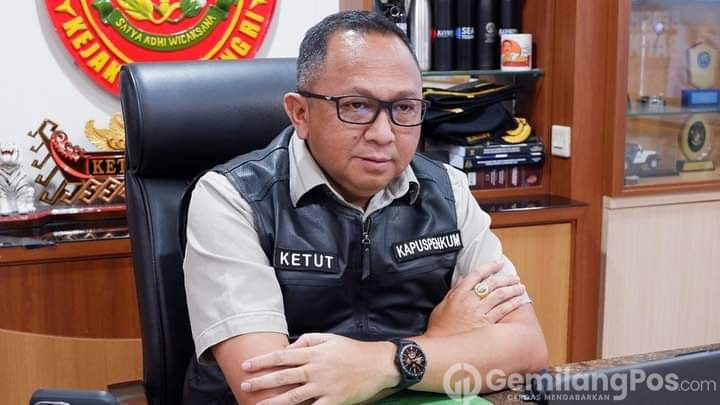 JAM PIDSUS Melakukan Pemeriksaan Saksi AQ