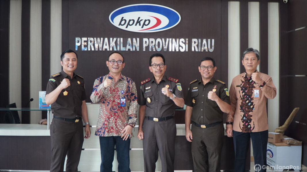 Kunker Kajati Riau ke Ketua Pengadilan Tinggi Agama & Kepala Perwakilan BPKP Provinsi
