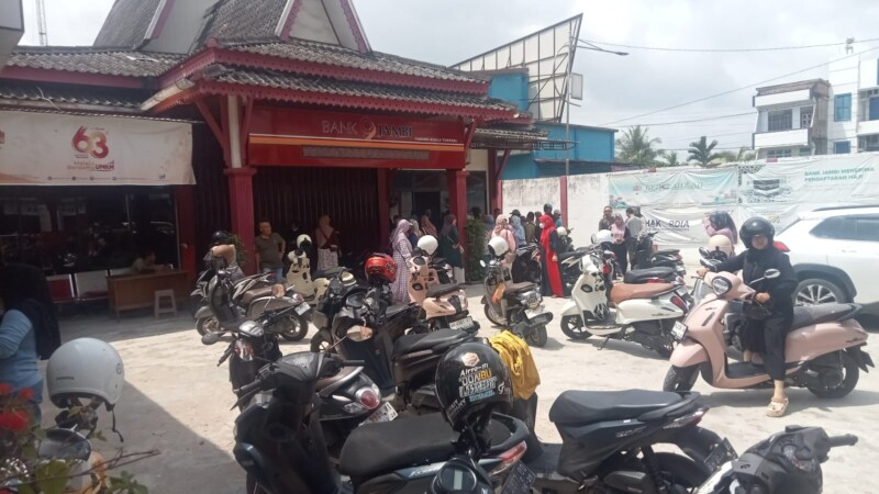 Saldo Nasabah Berkurang, Dirut Bank Jambi Pastikan Kerugian Diganti Penuh