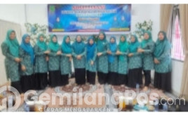Ketua PKK Desa se Kecamatan Kemuning Hadiri Sosialisasi Peningkatan Kapasitas Tim Penggerak PKK