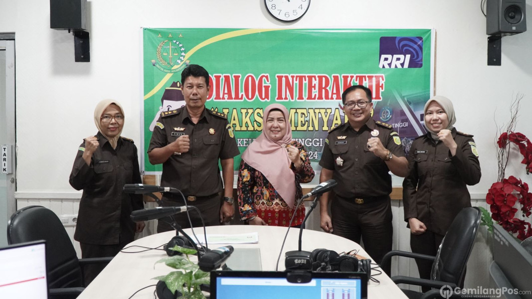 KEJATI RIAU LAKSANAKAN KEGIATAN DIALOG INTERAKTIF JAKSA MENYAPA DI RRI PEKANBARU