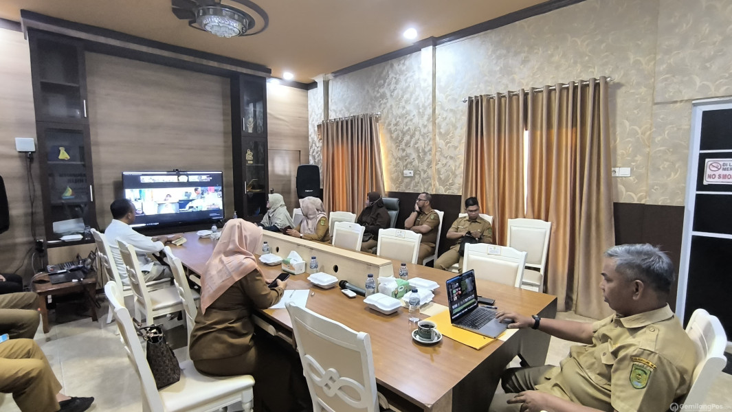 PJ Bupati Inhil yang diwakili oleh Asisten II Ikuti Rakor Pengendalian Inflasi Daerah Th 2024