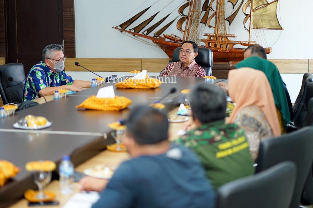 Bupati HM.Wardan Pimpin Rapat Rencana Pelatihan Kepala Desa Se-Inhil