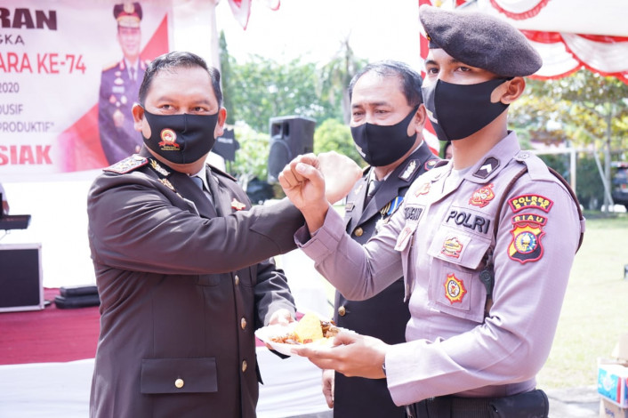 Pemkab Siak dan Forkopimda Upacara Virtual HUT Bhayangkara Ke-74