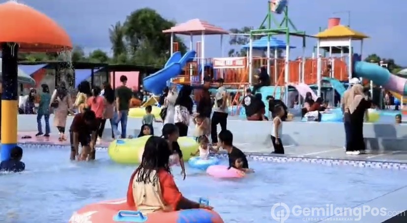 Libur Lebaran Idul Fitri, Kolam Renang Silver Waterland Dipadati Pengunjung Berbagai Daerah