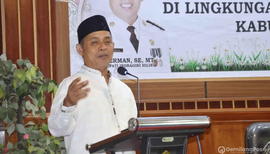 Buka Pembinaan Peningkatan Kompetensi Penyuluh Agama Se-Inhil, Pj Bupati Herman Kukuhkan Pengurus IPARI