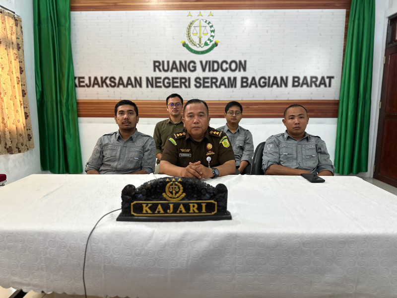 Plt. KAJARI SBB IKUTI ZOOM ARAHAN JAMINTEL DALAM RANGKA MENDUKUNG MAKANAN BERGIZI GRATIS (MBG)