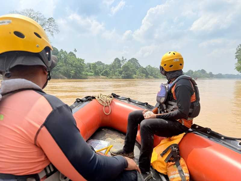 Tim Gabungan Sisir Sungai Tembesi Cari Korban Tenggelam di Sarolangun