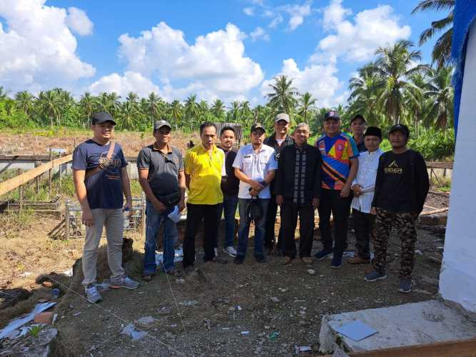 Tim Disparporabud Inhil Tinjau Pengembangan Makam Tuan Guru Sapat