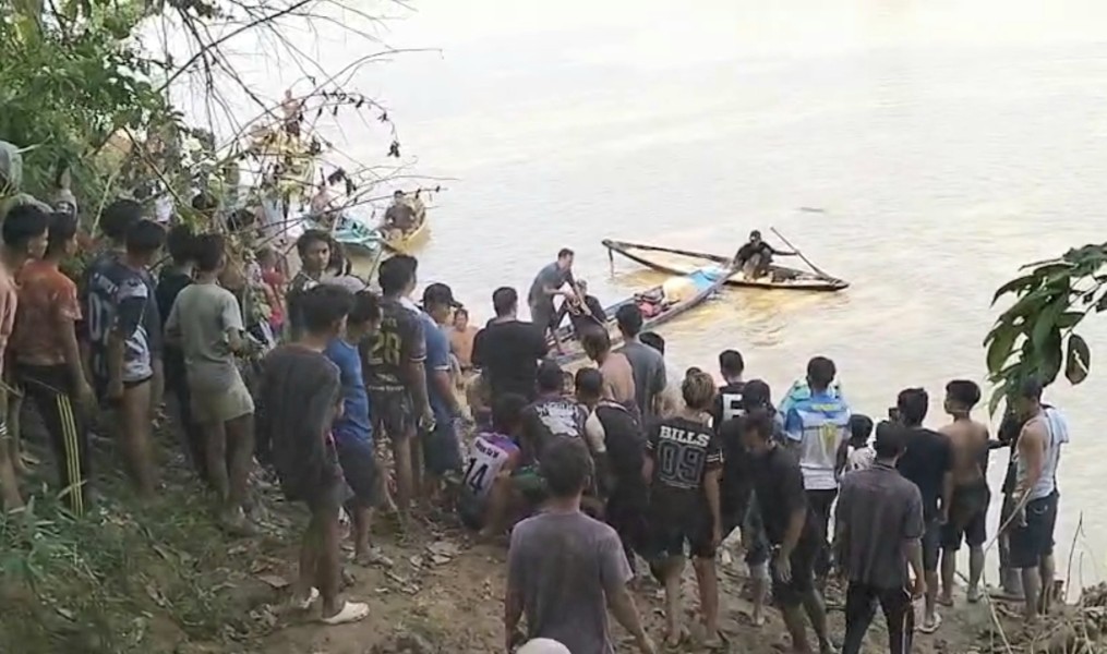 Perahu Pemancing Karam di Sungai Batanghari Tebo. 1 Remaja Meninggal Dunia, 2 Lainnya Masih Dicari Tim SAR Gabungan
