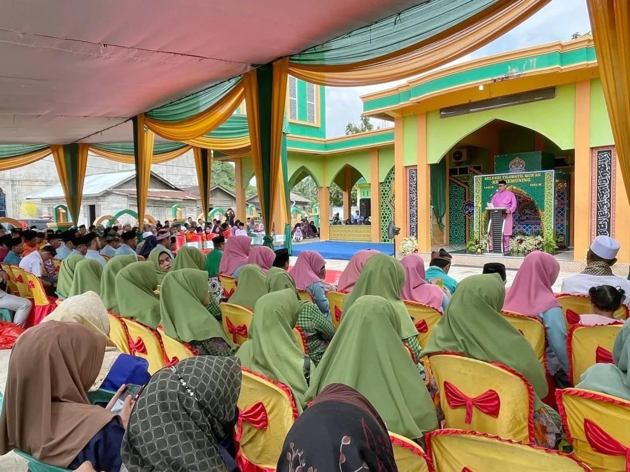Buka STQ Tingkat Kecamatan Kemuning, Bupati Inhil Harap Bisa Berikan Motivasi 