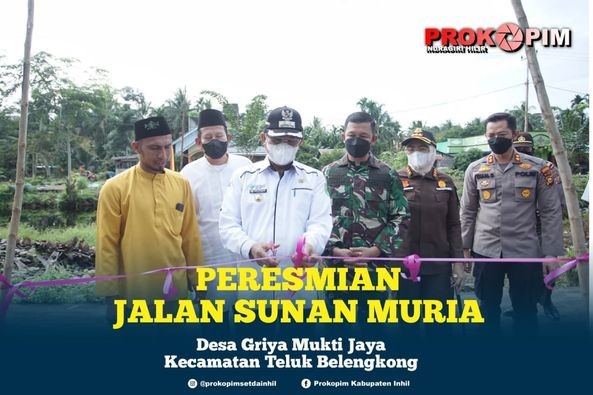 Tingkatkan Perekonomian di Desa, Bupati HM.Wardan Resmikan Jalan Desa Griya Mukti Jaya, Teluk Belengkong