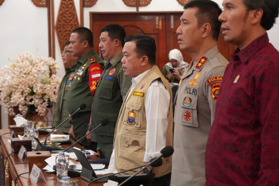 Al Haris Usulkan Dana Petugas Karhutla ke Desa-desa ke BNPB. Jumlahnya Rp 56,8 M