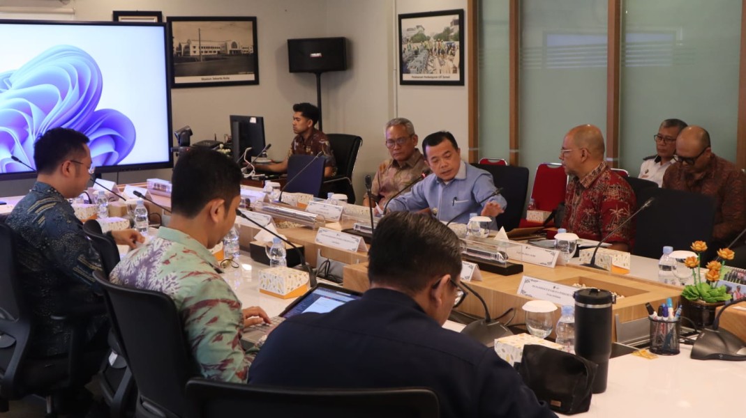 Audiensi dengan Kemenhub, Gubernur Al Haris Bahas Pembangunan Jalur Kereta Api Batu Bara Bungo Temingkig