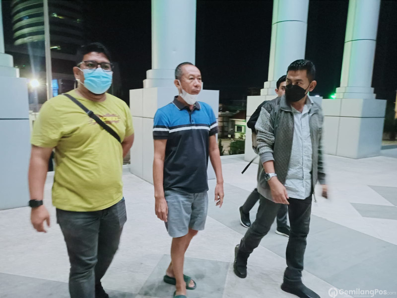 Tersangka DAW Buronan Korupsi Pembangunan Perumahan Dinas Berhasil Di Tangkap