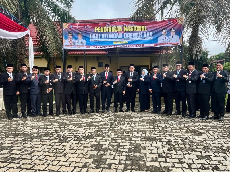 Semangat Hardiknas dan Otonomi Daerah Bergema di Bungo, Gubernur Al Haris Tekankan Peran Pendidikan untuk Kemajuan Daerah