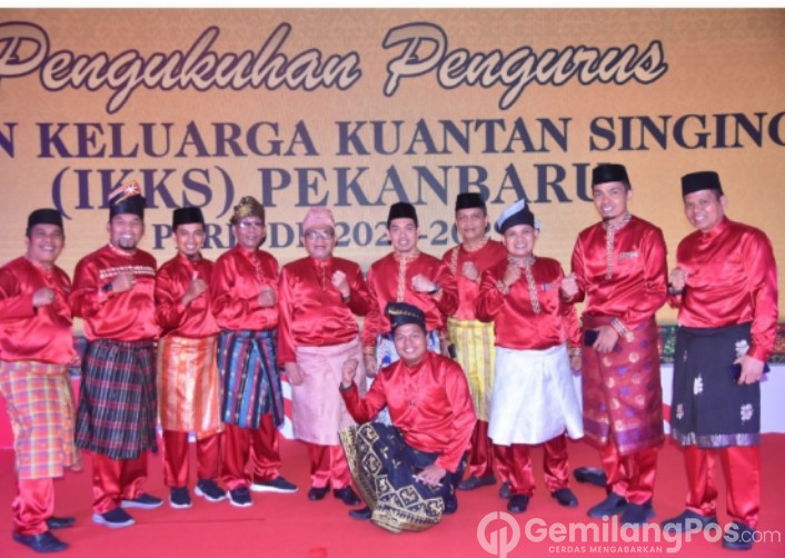 Pj Bupati Inhil Hadiri Pelantikan Pengurus IKKS Kota Pekanbaru Periode 2024-2029