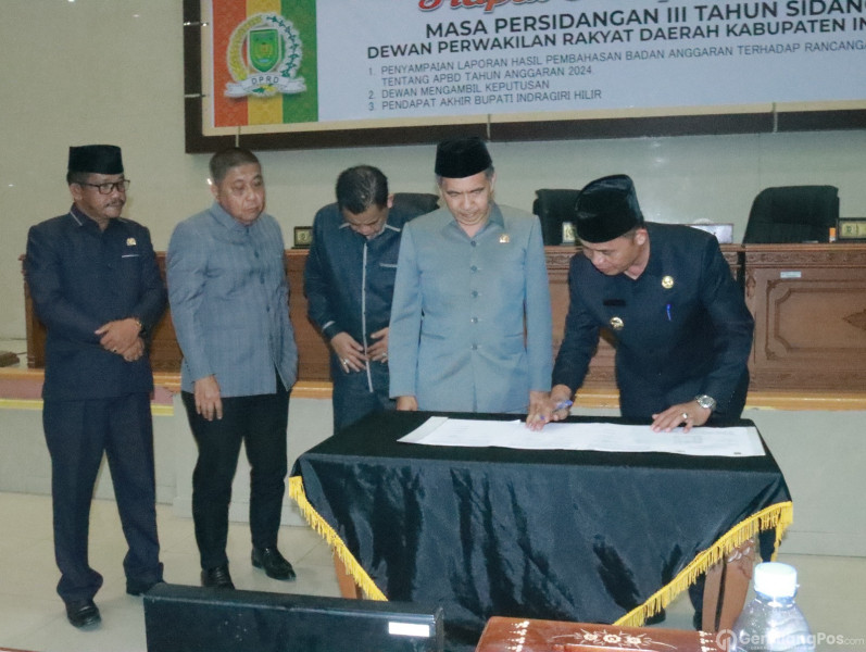 Pj Bupati Inhil Bersama DPRD Sepakati Ranperda APBD Inhil TA 2024