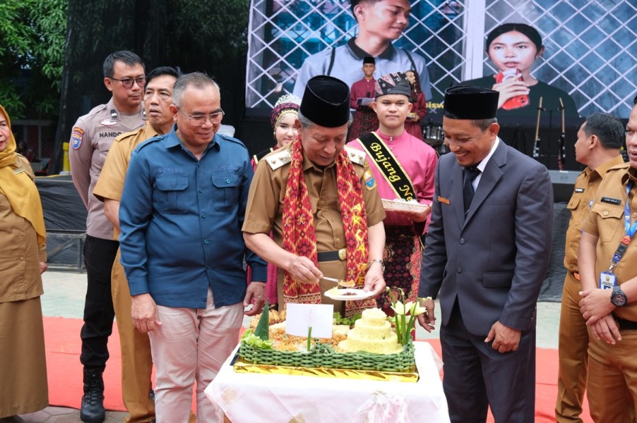 Abdullah Sani Tegaskan Peran Teknologi dalam Pengembangan Pendidikan di Jambi