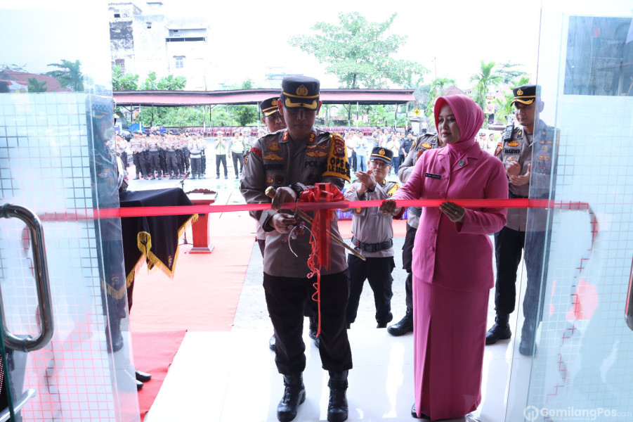 Gedung SPKT Polres Inhil dan Rumdin Anggota Polri Diresmikan