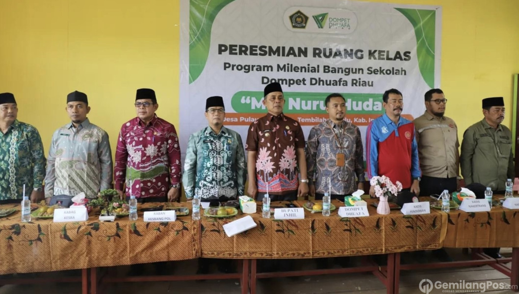 Pj Bupati Herman Resmikan Ruang Kelas Baru MI Nurul Huda Pulau Palas