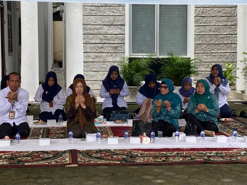 Hesti Haris Bersama Poltekkes Kemenkes Jambi Gelar Pojok Berkah untuk Tingkatkan Gizi Masyarakat