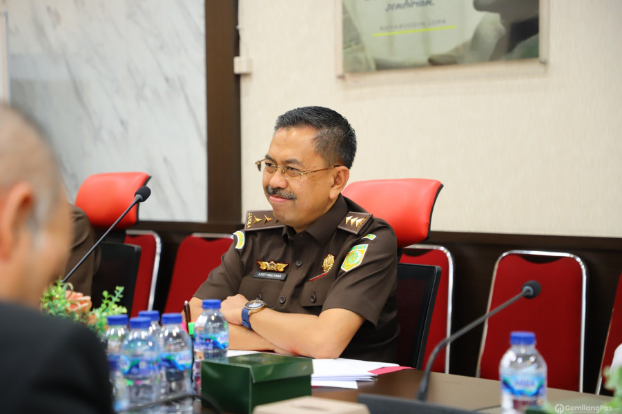 JAM-Pidum Terapkan Keadilan Restoratif pada Perkara Pencurian dalam Keluarga di Palu