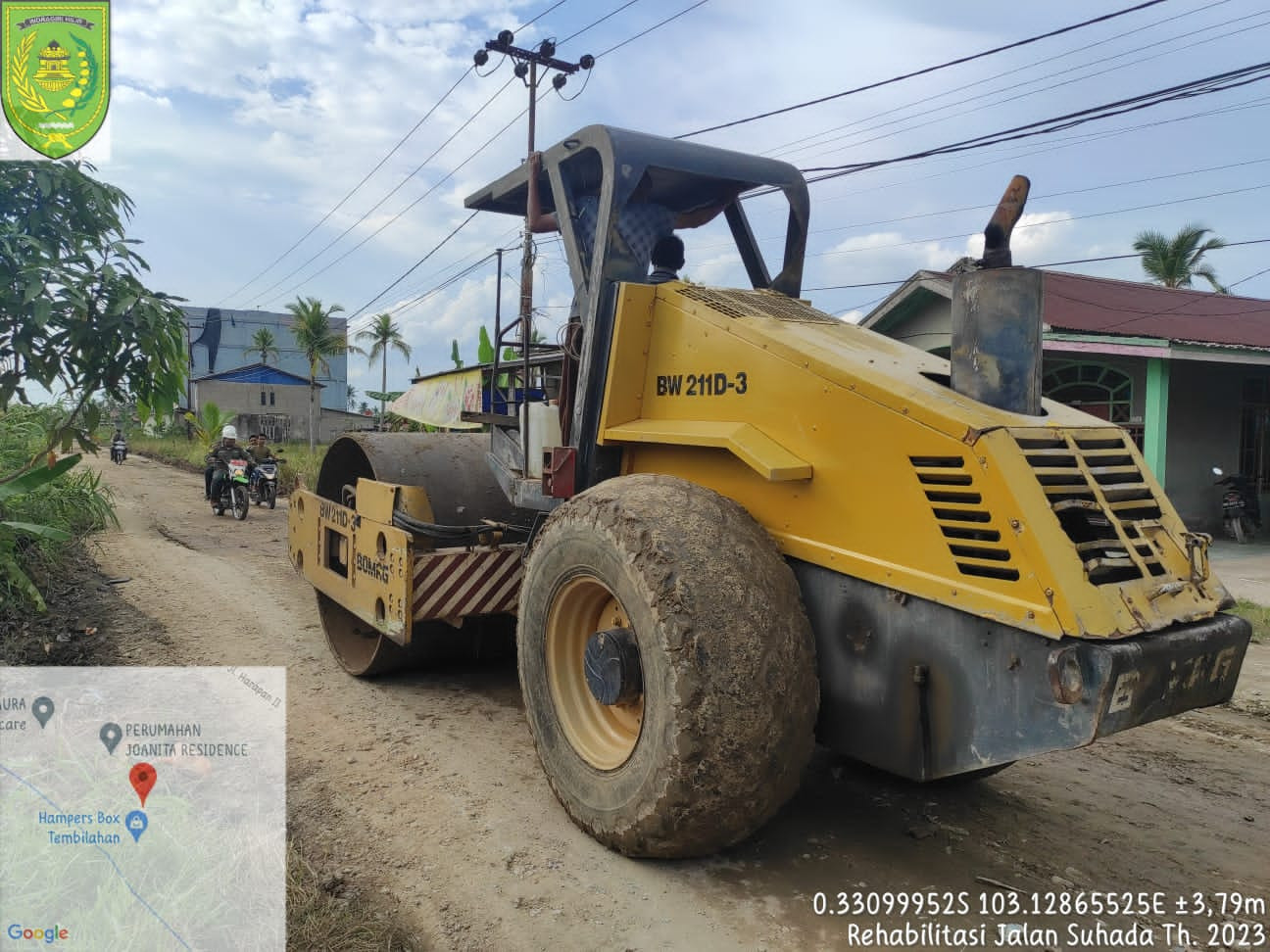 Sesuai Instruksi Bupati Inhil, Jalan Suhada Tertangani