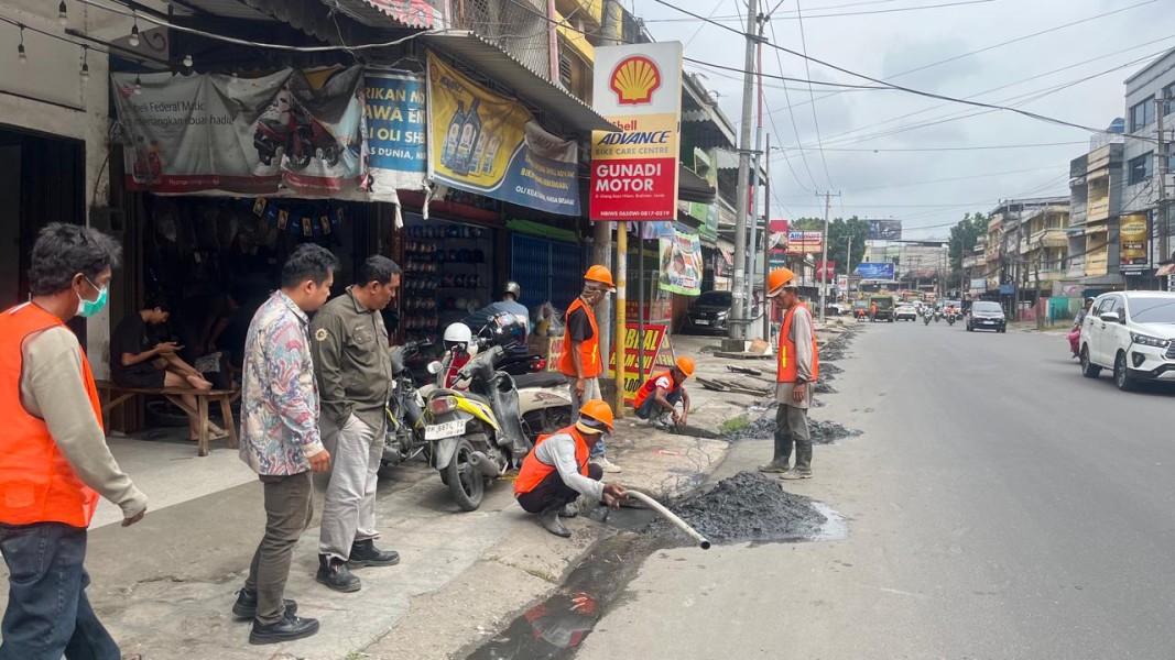 Antisipasi Lonjakan Pemudik, Pemprov Jambi Mulai Benahi Jalan Rusak