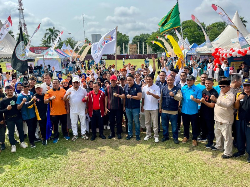 Gubernur Al Haris Buka Festival Olahraga Tradisional
