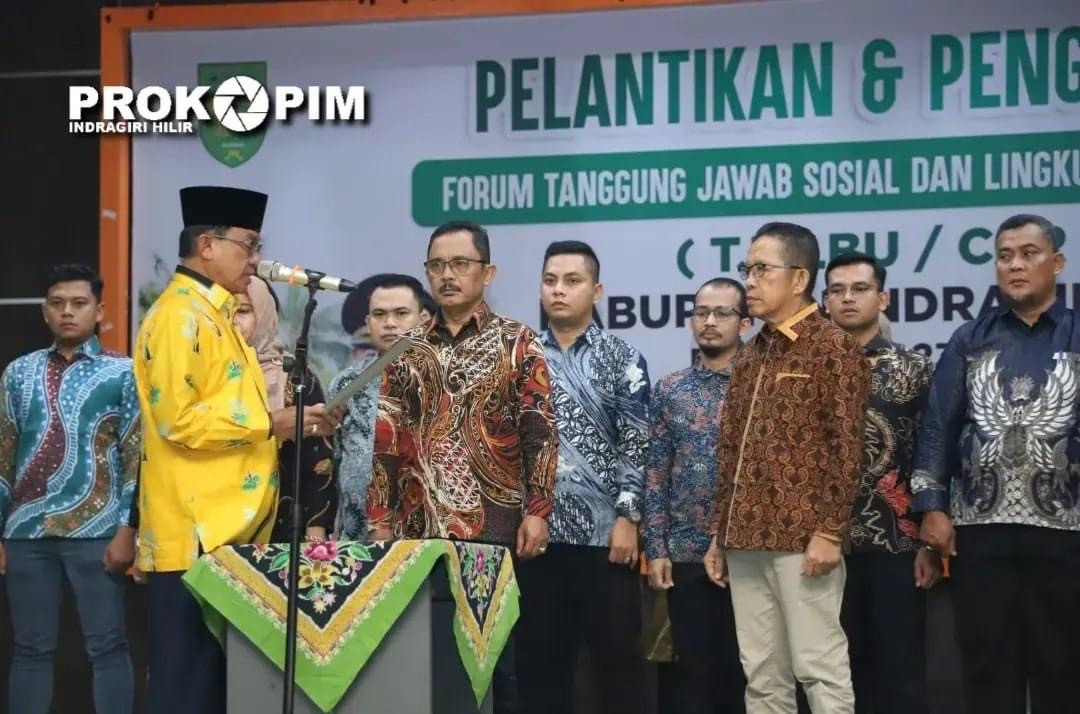 Bupati Inhil Lantik dan Kukuhkan TJSLBU / CSR Inhil Periode 2023 - 2028