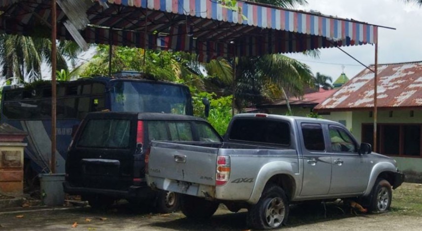 Sejumlah Mobil Dinas PEMKAB Merangin di Biarkan Terbengkalai