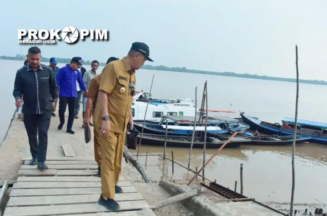 Wabup Inhil Tinjau Dermaga dan Lanjutan Pembangunan Kompleks Makam Tuan Guru Syekh Abdurrahman Siddiq 