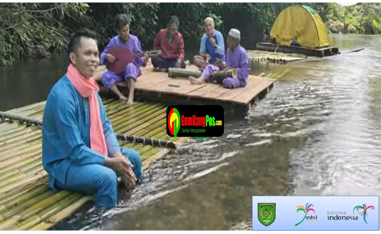 Nikmati Alunan Alat Musik Tradisional Gambus, Hiburan Wisatawan Yang Berkunjung Di Bukit Pendam