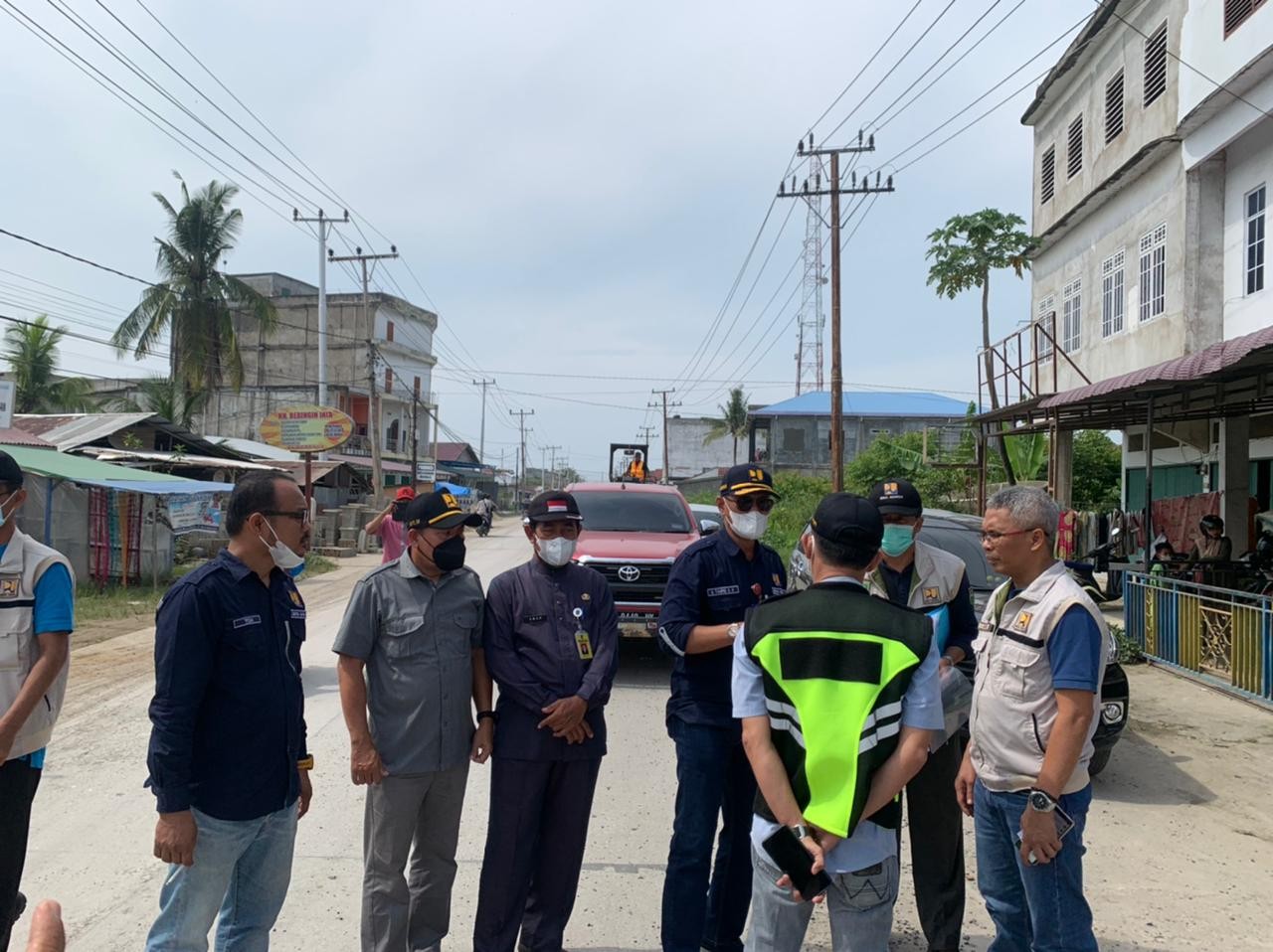 Pemkab Inhil Dampingi Kadis PUPRPKPP Riau saat Monitoring Pembangunan Beberapa Ruas Jalan Provinsi di Inhil