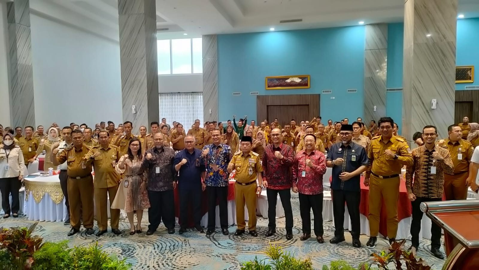 Gubernur Al Haris Minta TPID Antisipasi Kenaikan Harga Jelang Ramadan